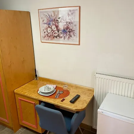 게스트하우스 Zv-scholtz Gaestehaus Simbacher Strasse 7 *