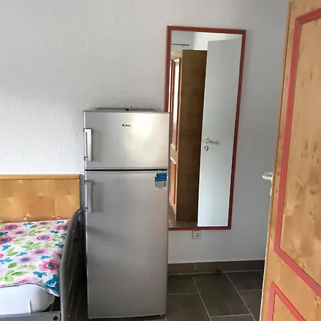 Pensionat Zv-scholtz Gaestehaus Simbacher Strasse 7 *