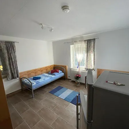 Pensionat Zv-scholtz Gaestehaus Simbacher Strasse 7 *
