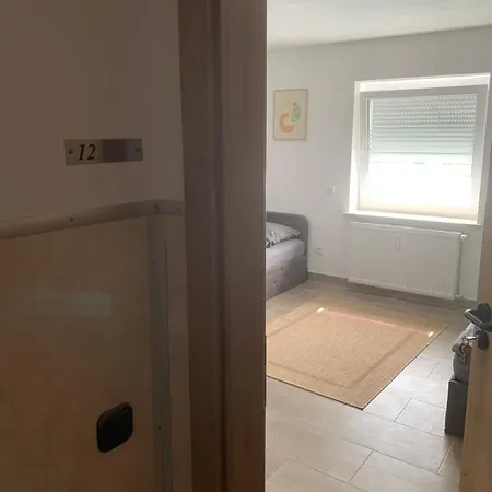 Guest house Zv-scholtz Gaestehaus Simbacher Strasse 7 *