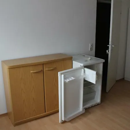 Zv-scholtz Gaestehaus Simbacher Strasse 7 * Neuötting