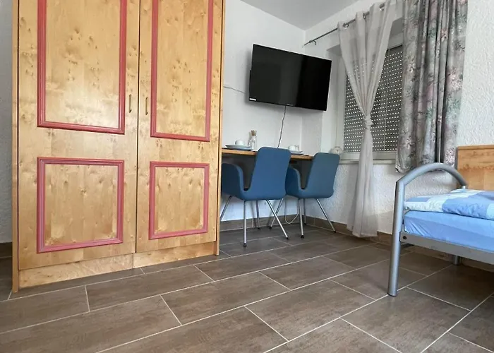Zv-scholtz Gaestehaus Simbacher Strasse 7 招待所 *